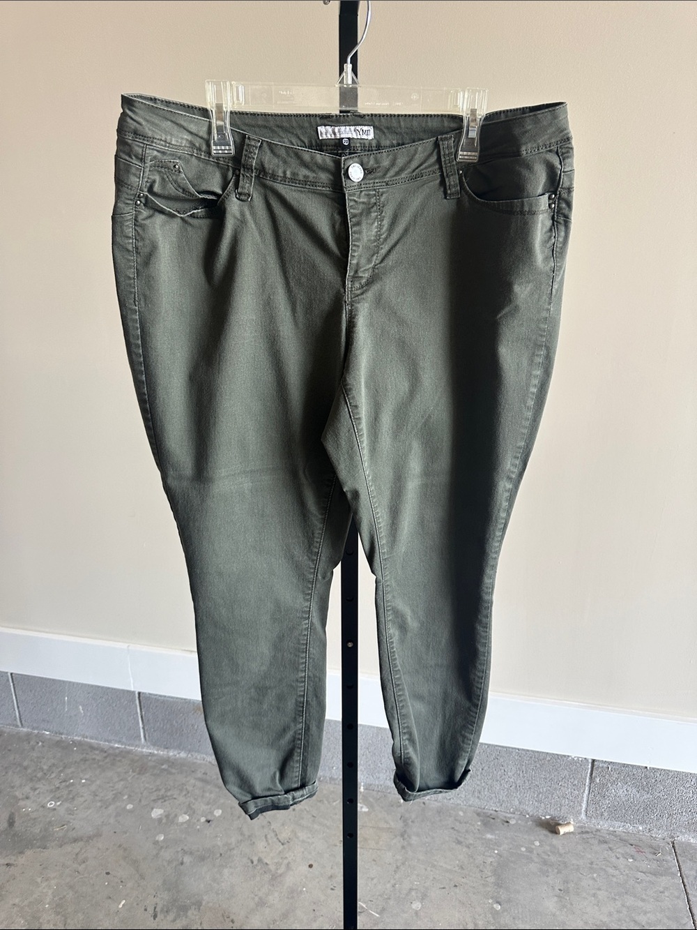 WannaBettaButt YMI Green Jeans size 20 women’s
